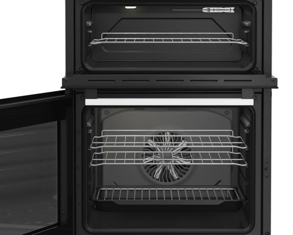 Blomberg HKRN651W 60cm Double Oven Electric Cooker With Vitroceramic Hob White - Clearance